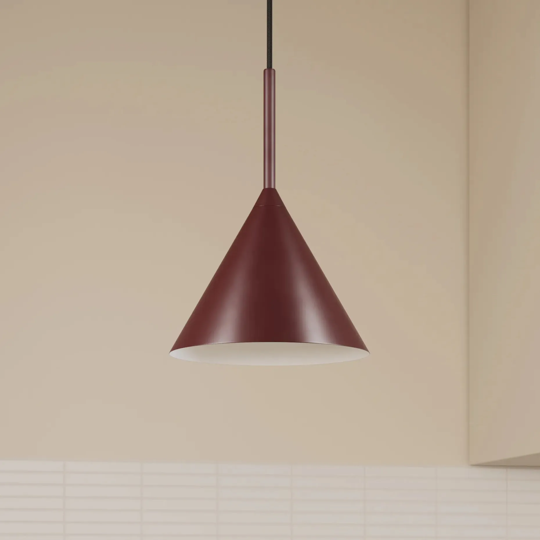 Aino Small Pendant Lamp - Oxblood
