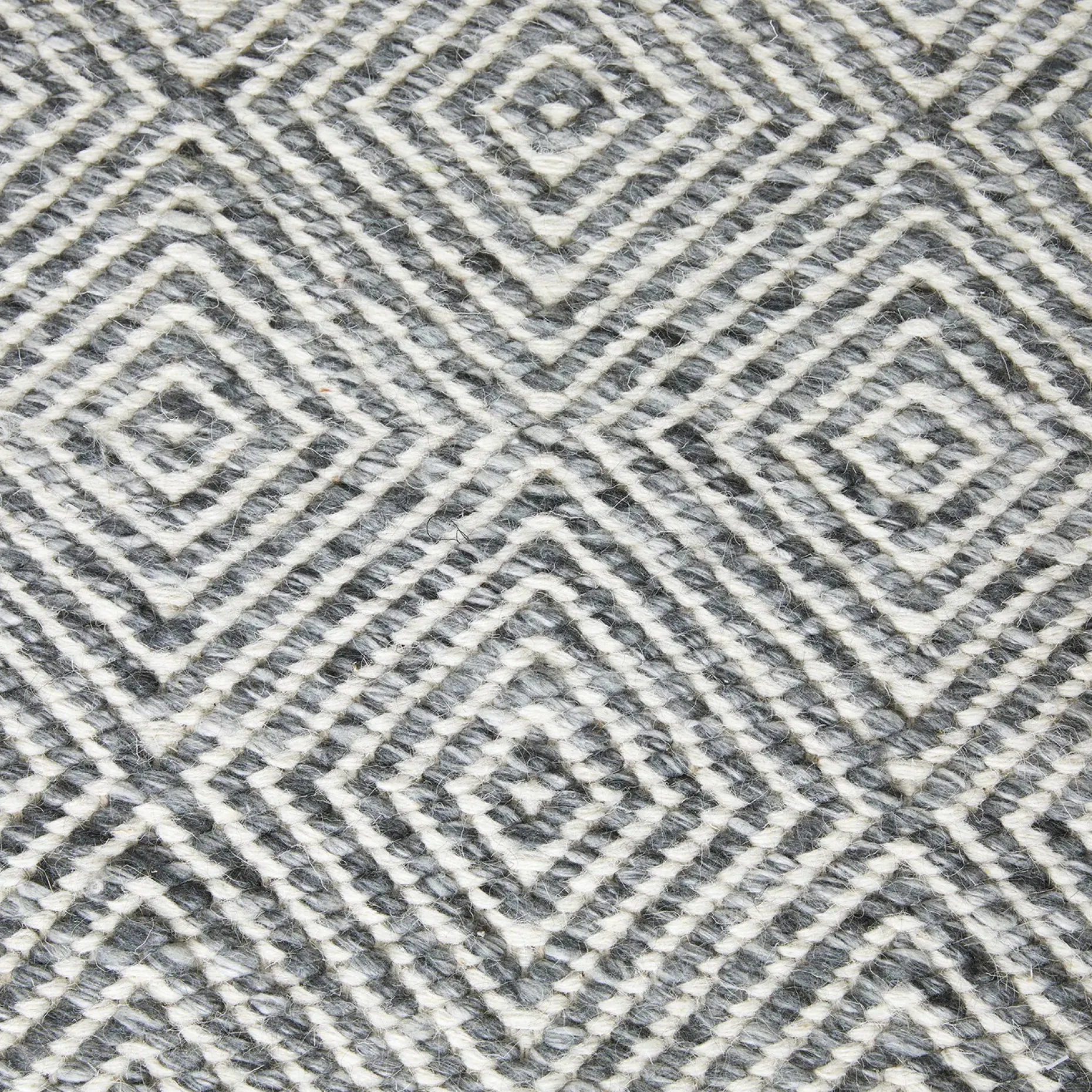 Bovi 5 x 8 Rug - Silver Gray