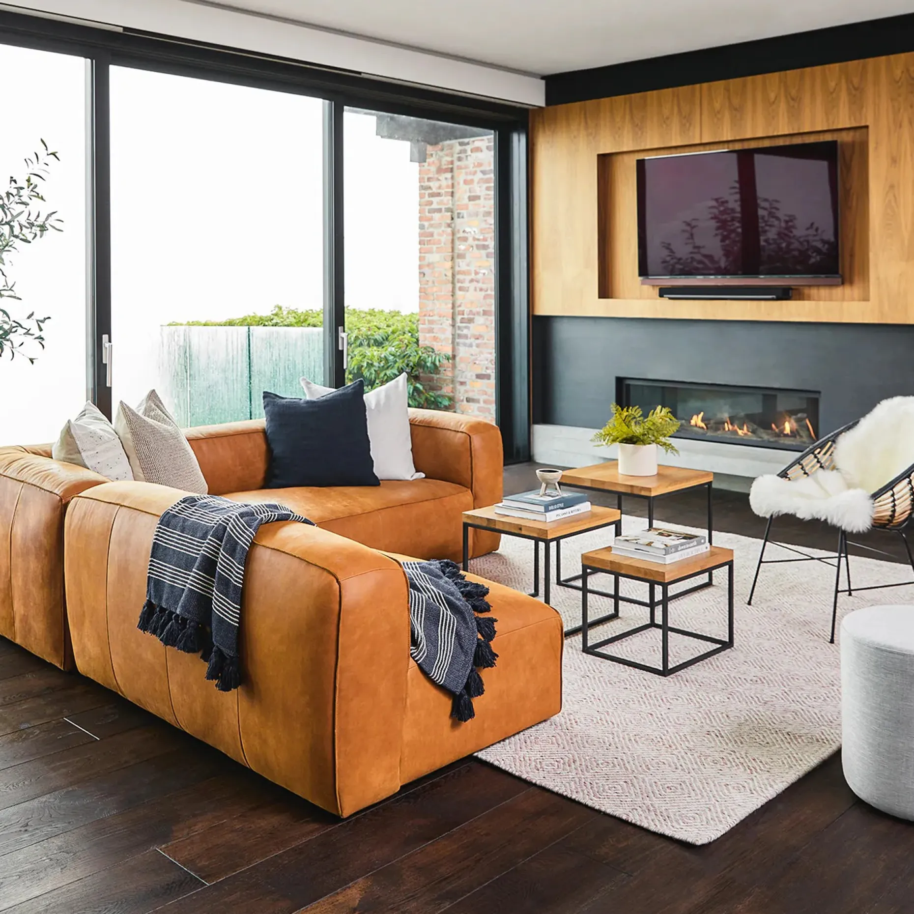 Cigar 94.5" Leather Reversible Sectional - Rawhide Tan