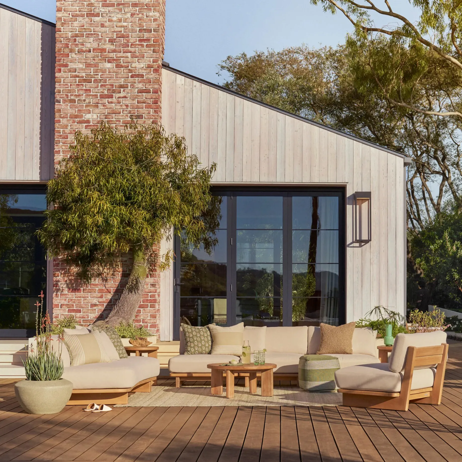 Daphne 31.5" Outdoor Coffee Table - Cloud Eucalyptus