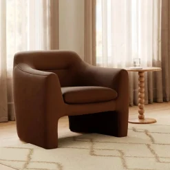 Eleanor 34