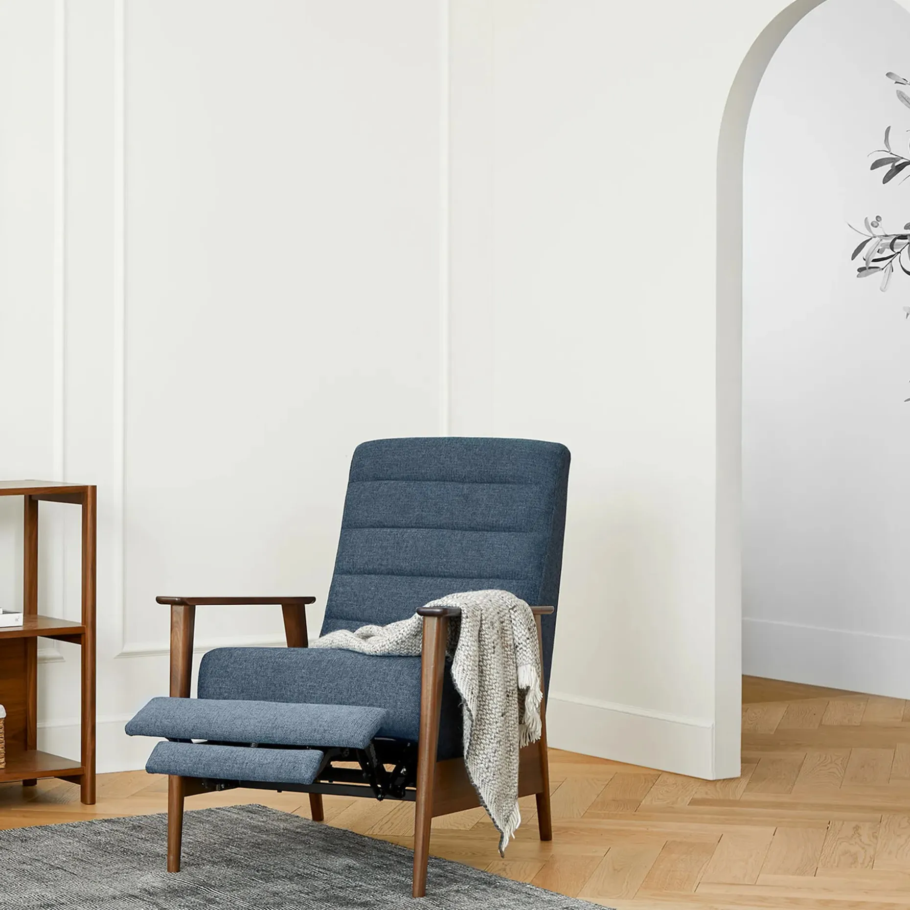 Ellow 28.5" Reclining Lounge Chair - Lennox Blue