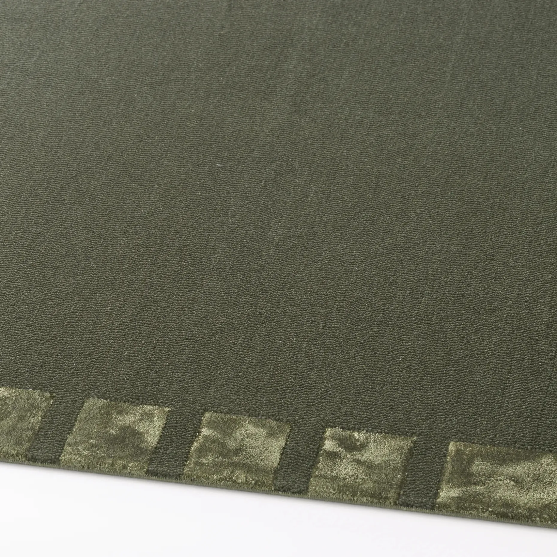 Eva 9 x 12 Rug - Forest Green