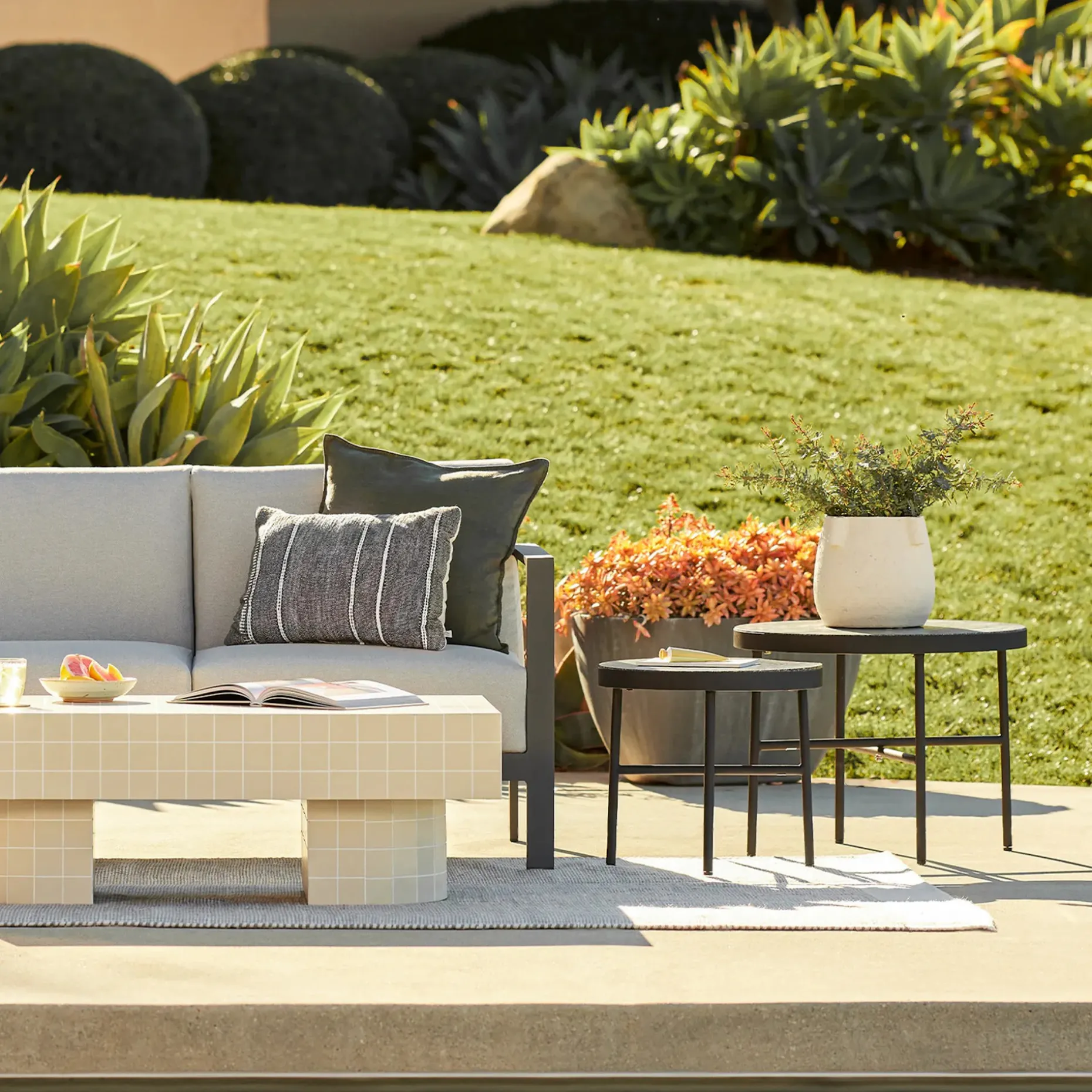 Gera Outdoor Small Side Table - Black Granite