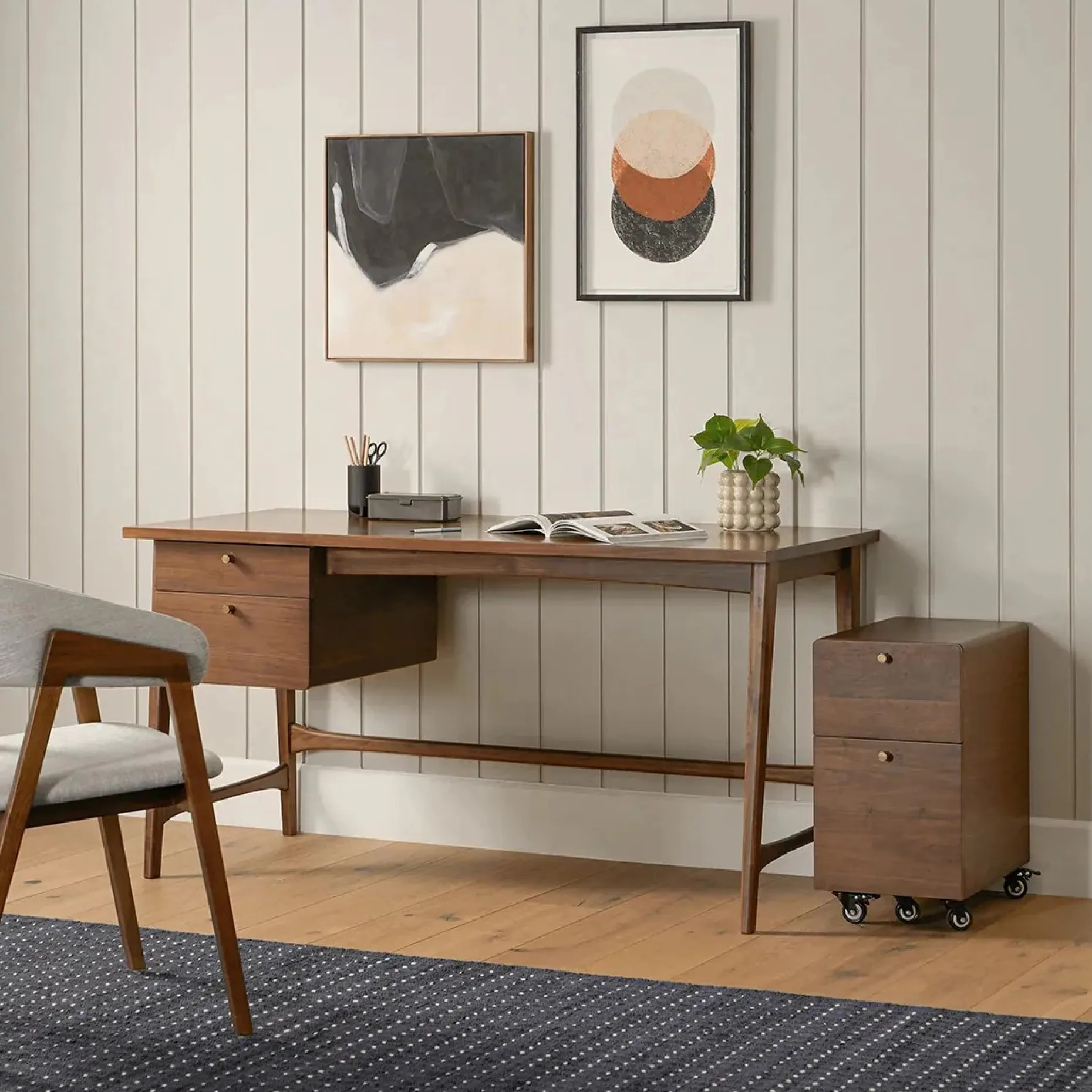 Krossa 58.5" Desk - Walnut
