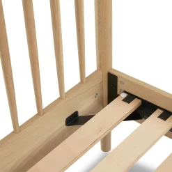 Lenia Queen Bed - White Oak