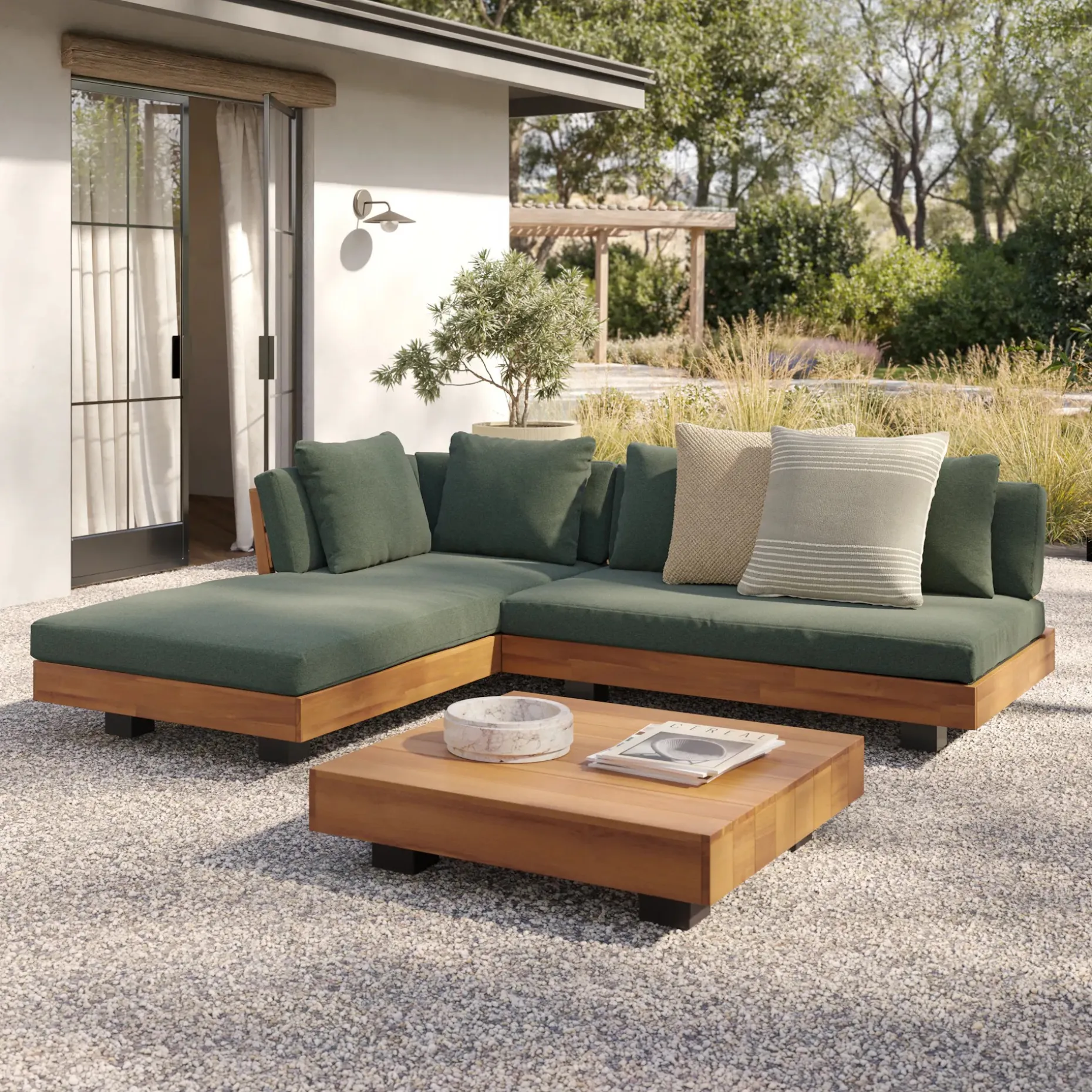 Lubek 82.5" Outdoor Low Left Sectional - Dravite Green