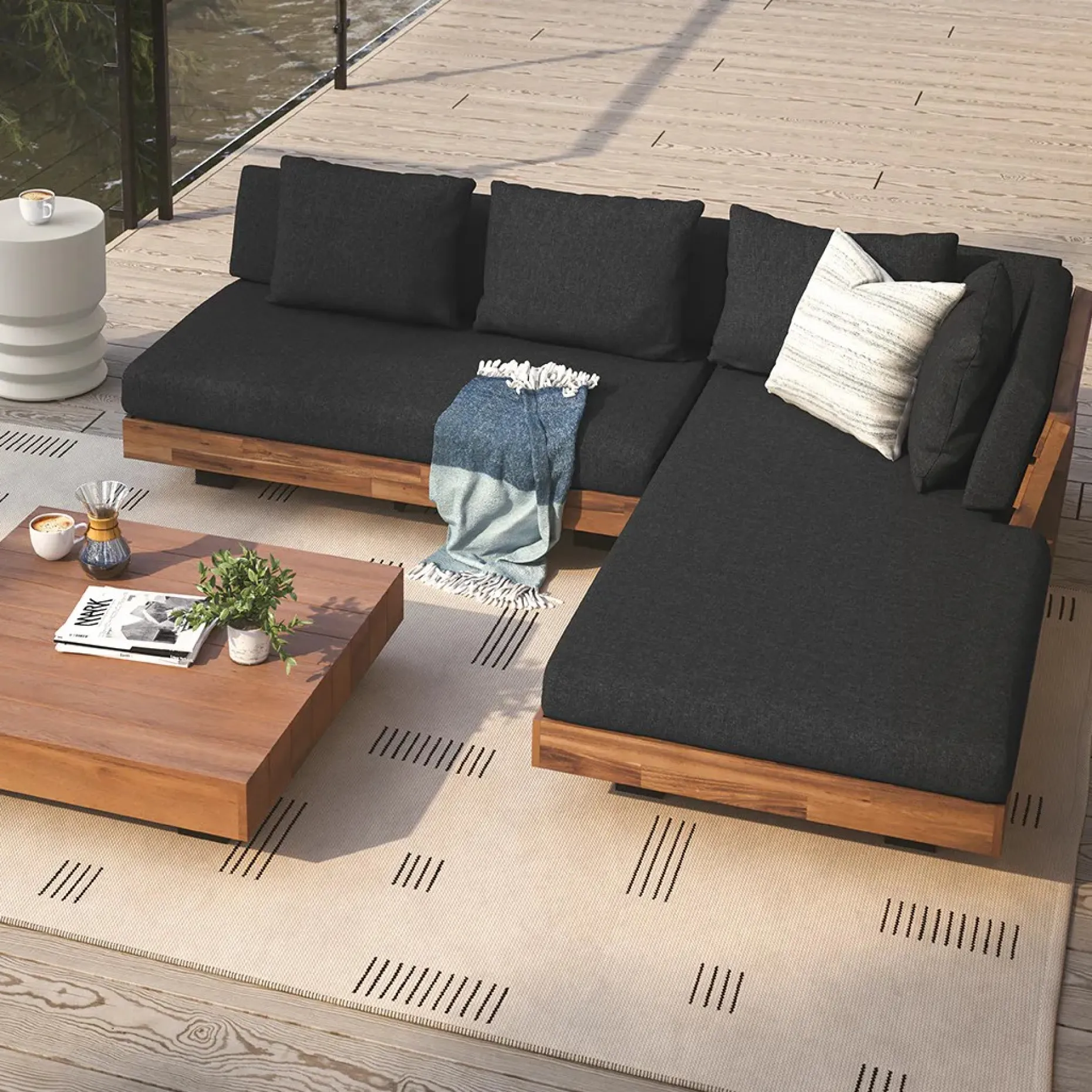 Lubek 82.5" Outdoor Low Right Sectional - Slate Gray