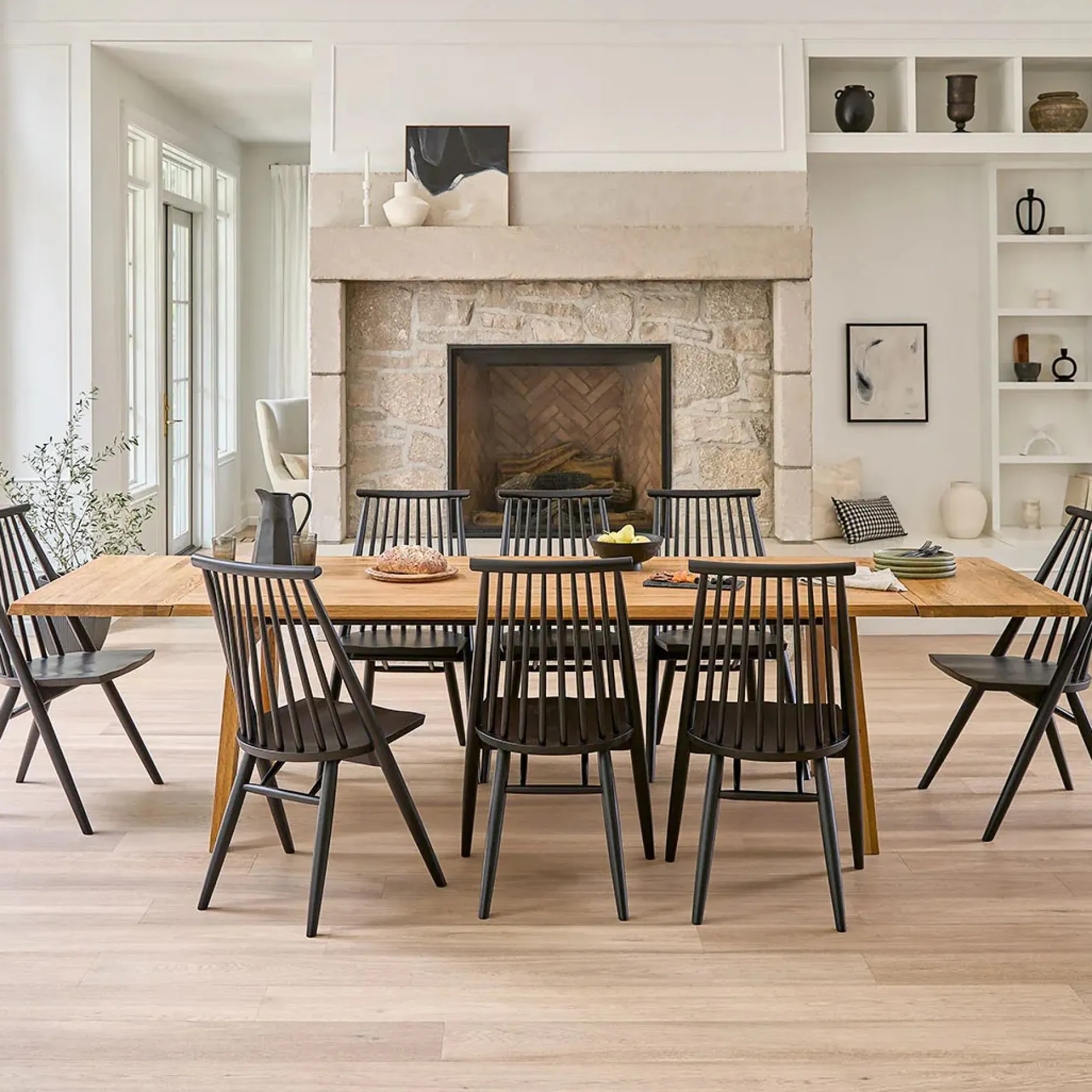 Madera 86" - 125" Solid Wood Extendable Dining Table - Oak
