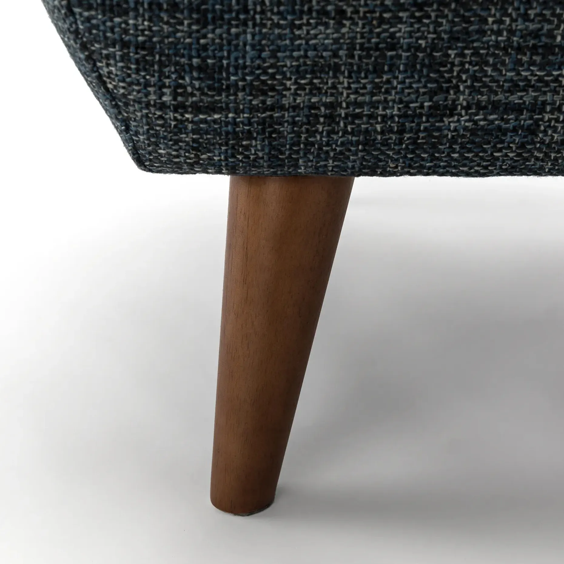 Mod 35" Lounge Chair - Blue Berry