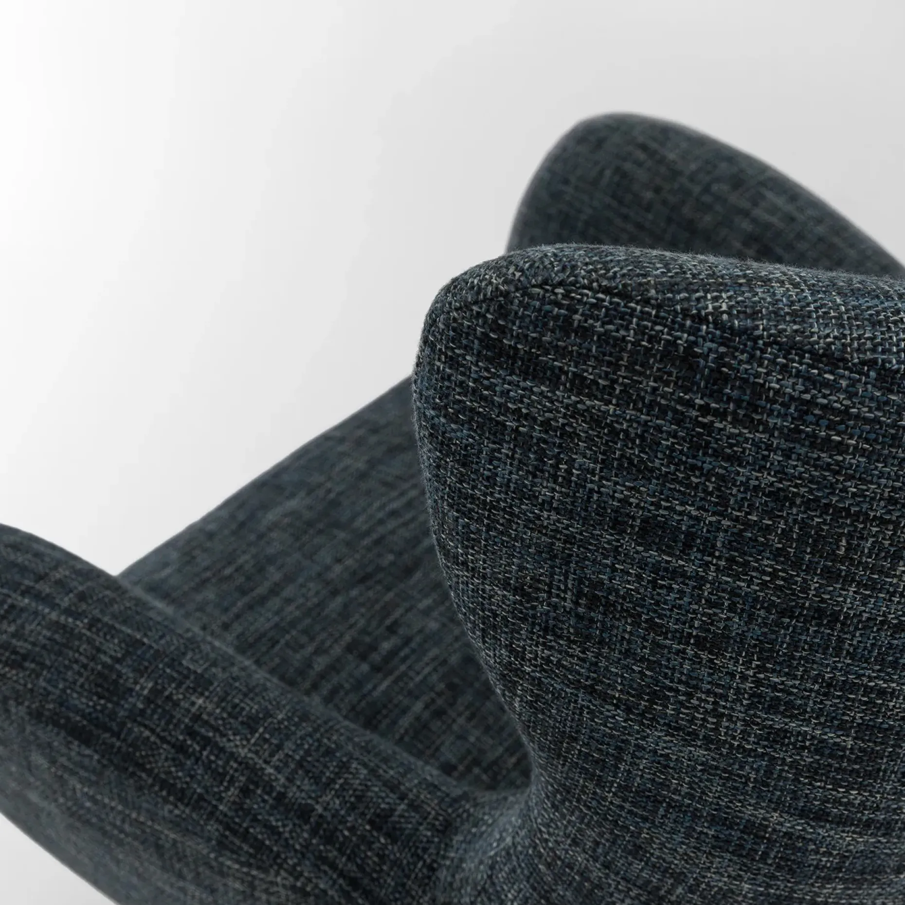 Mod 35" Lounge Chair - Blue Berry