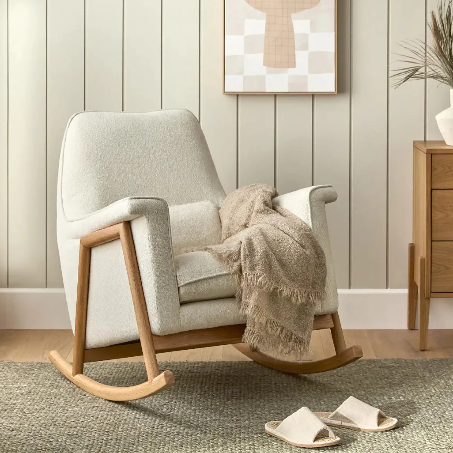 Munni 31" Rocking Lounge Chair - Oleander White