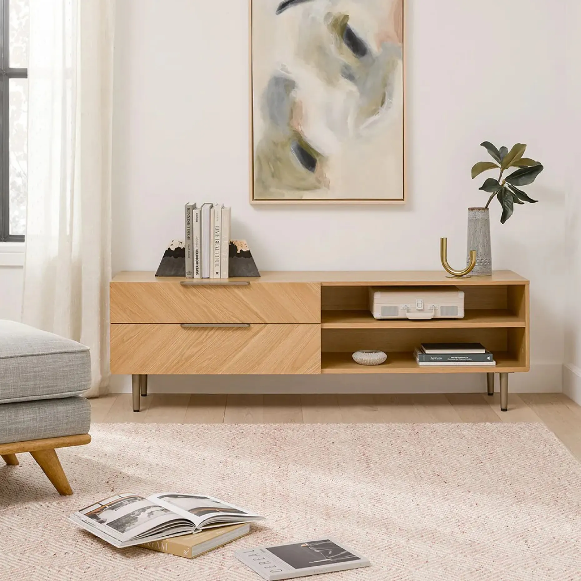 Nera 63" Low Media Unit - Oak