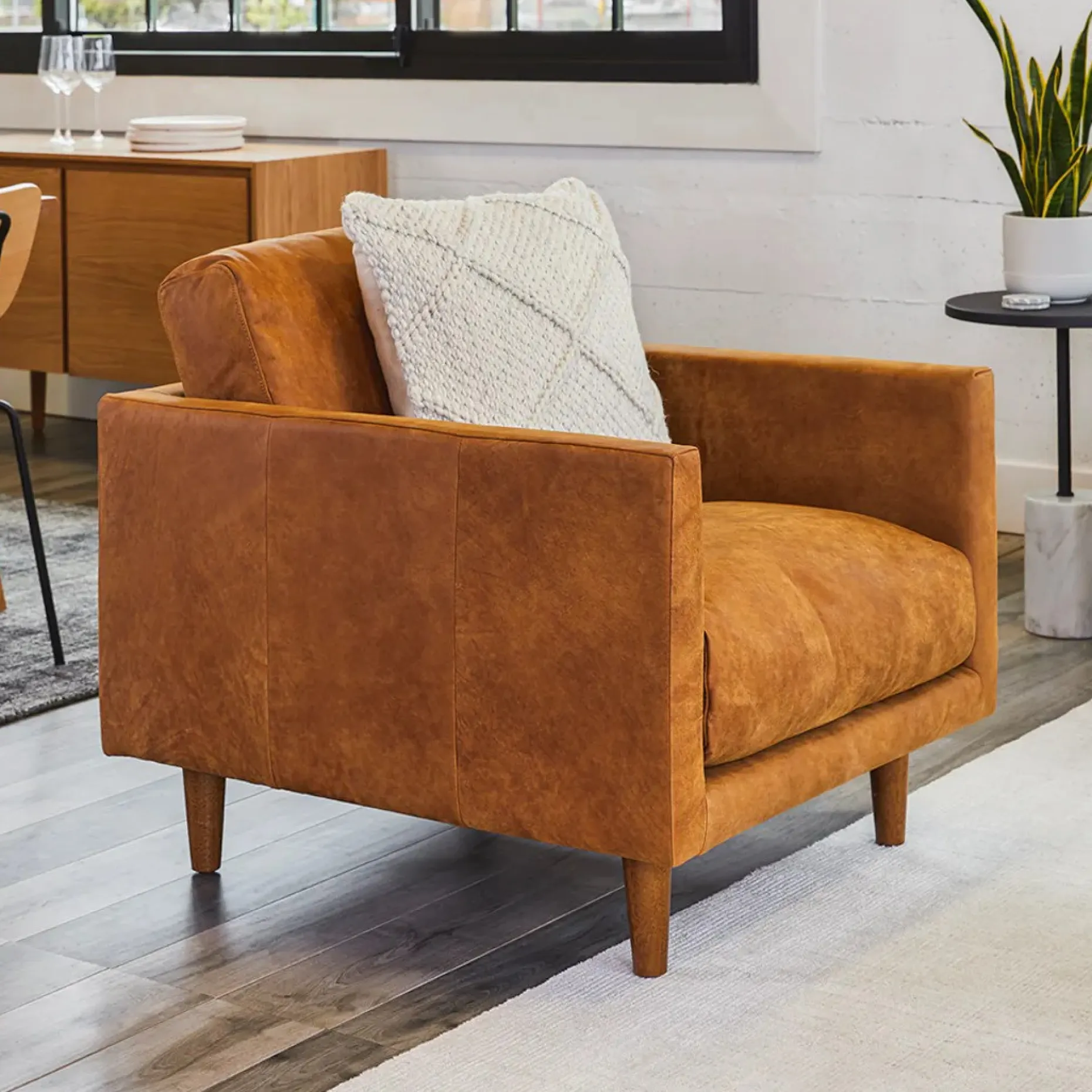 Nirvana 30" Leather Lounge Chair - Dakota Tan