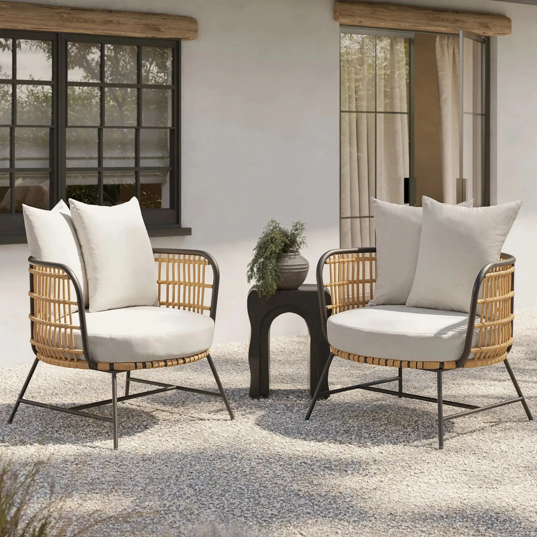 Onya 31.5" Outdoor Lounge Chair - Lily White
