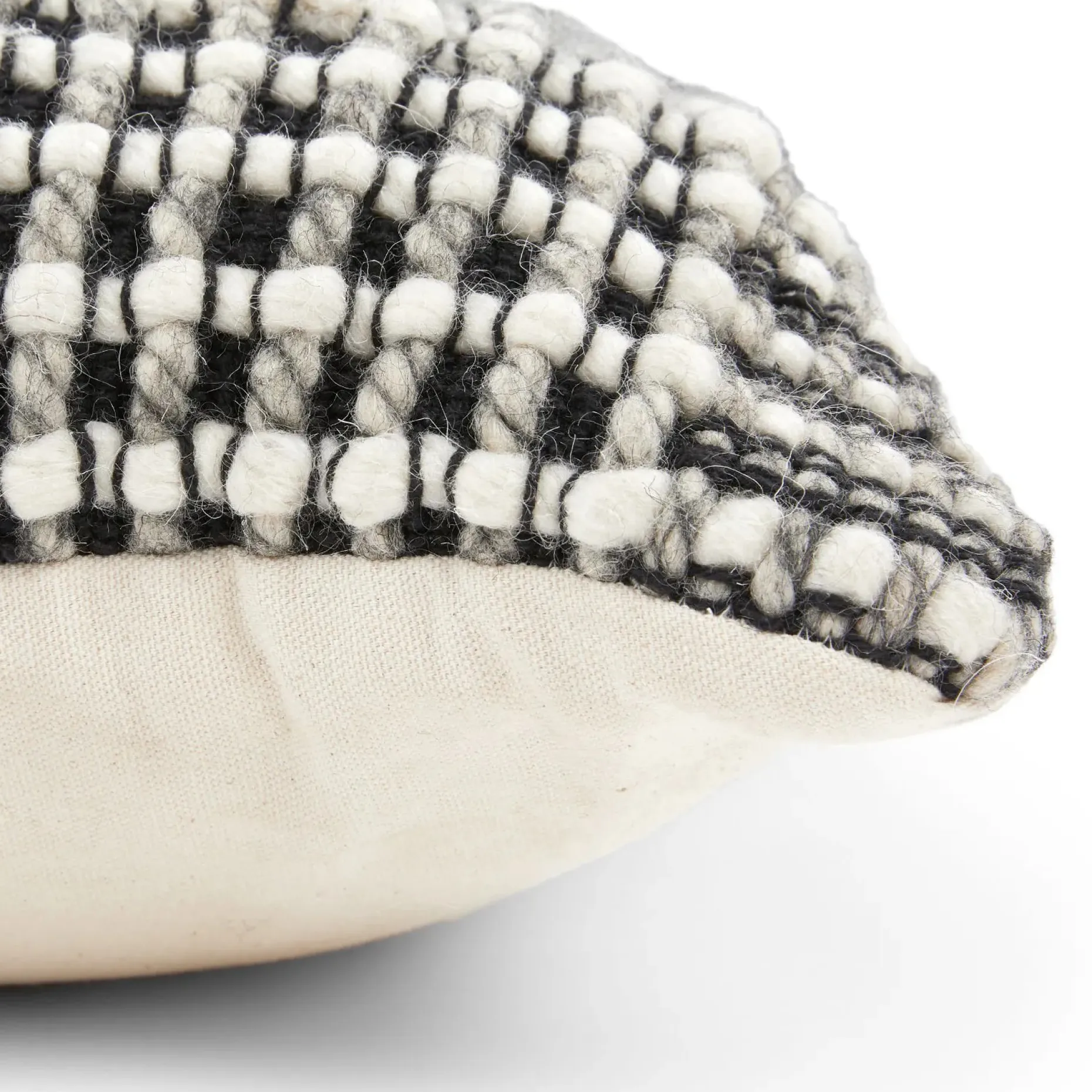 Ren Large Pillow - Black Weave