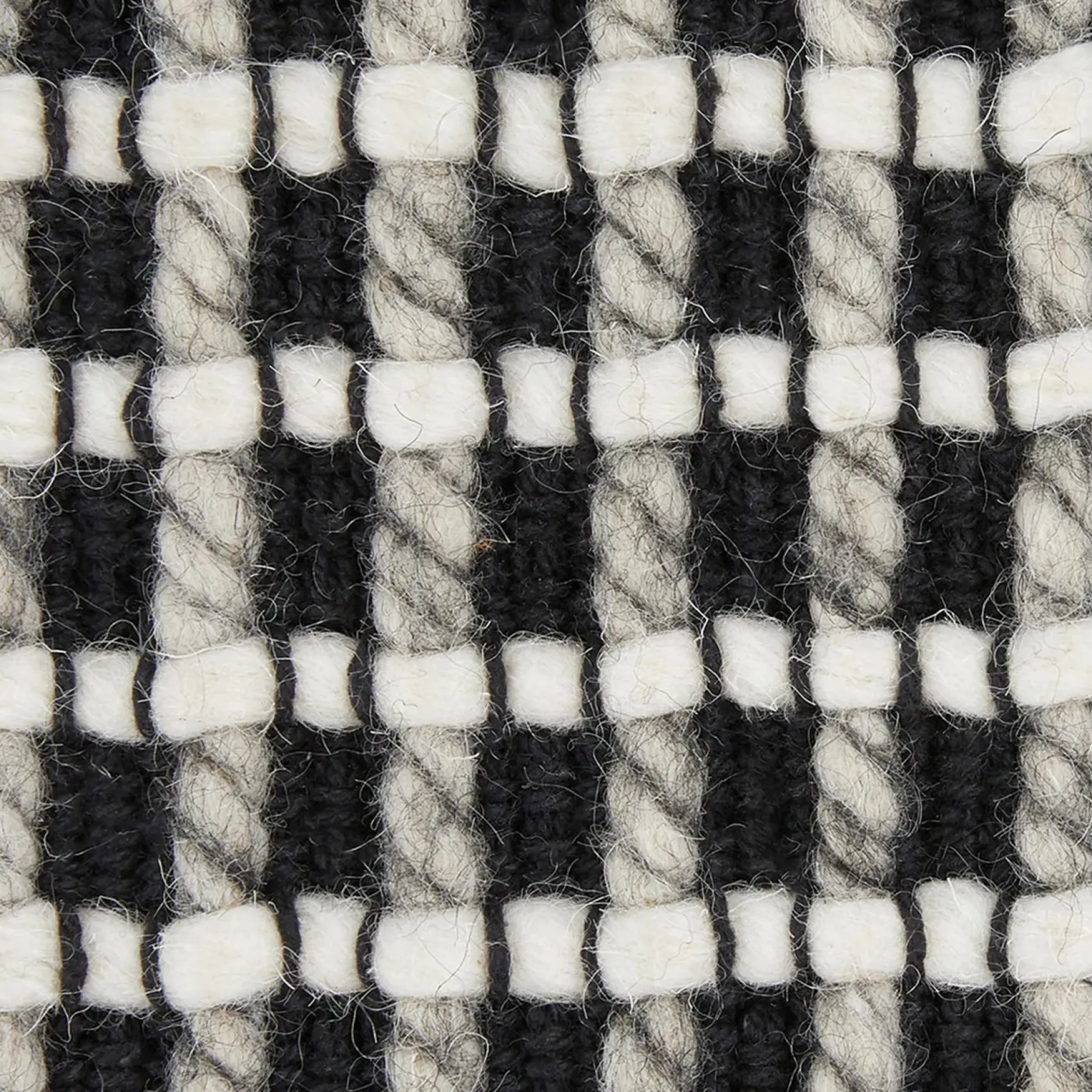 Ren Small Pillow - Black Weave