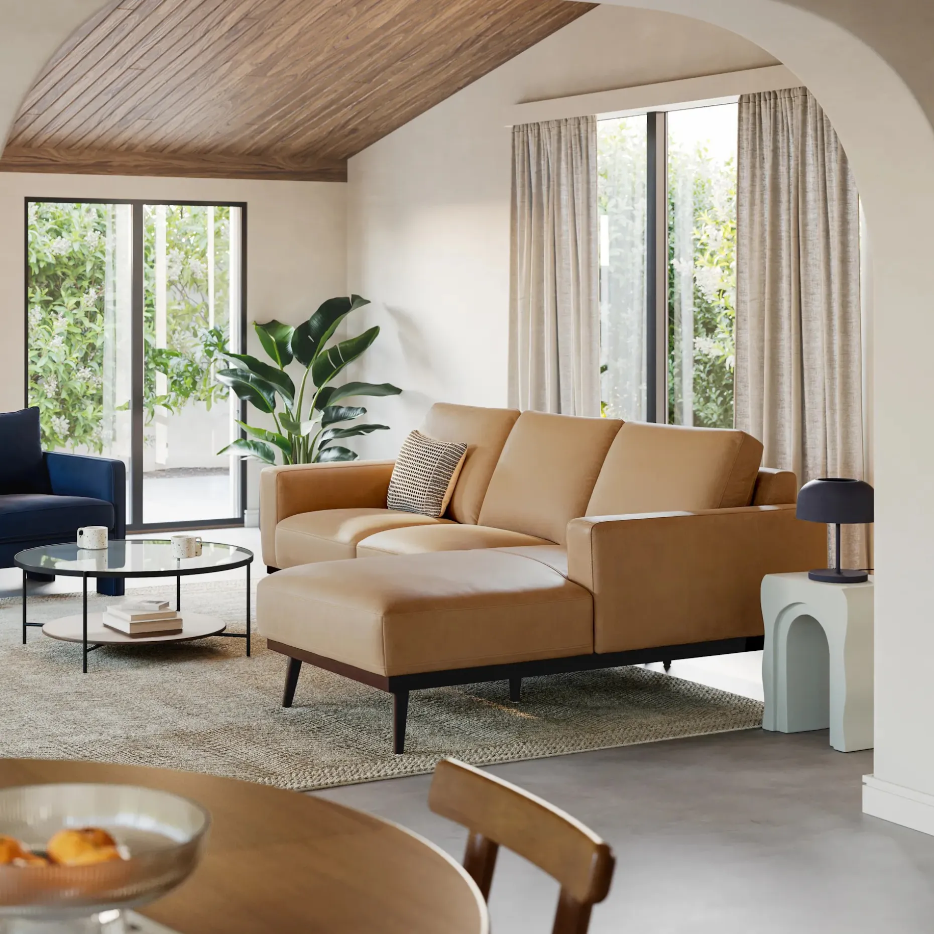 Rhett 93" Leather Right Chaise Sectional - Charme Tan