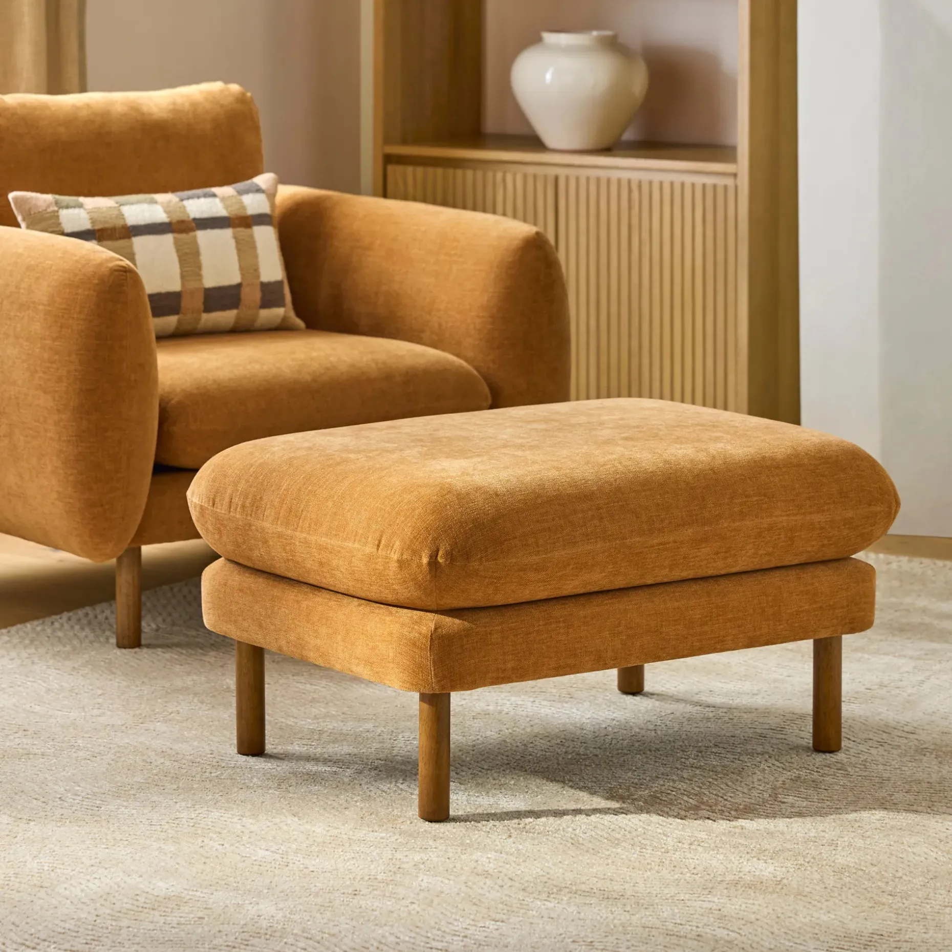 Sanders 35.5" Ottoman - Hestia Ginger