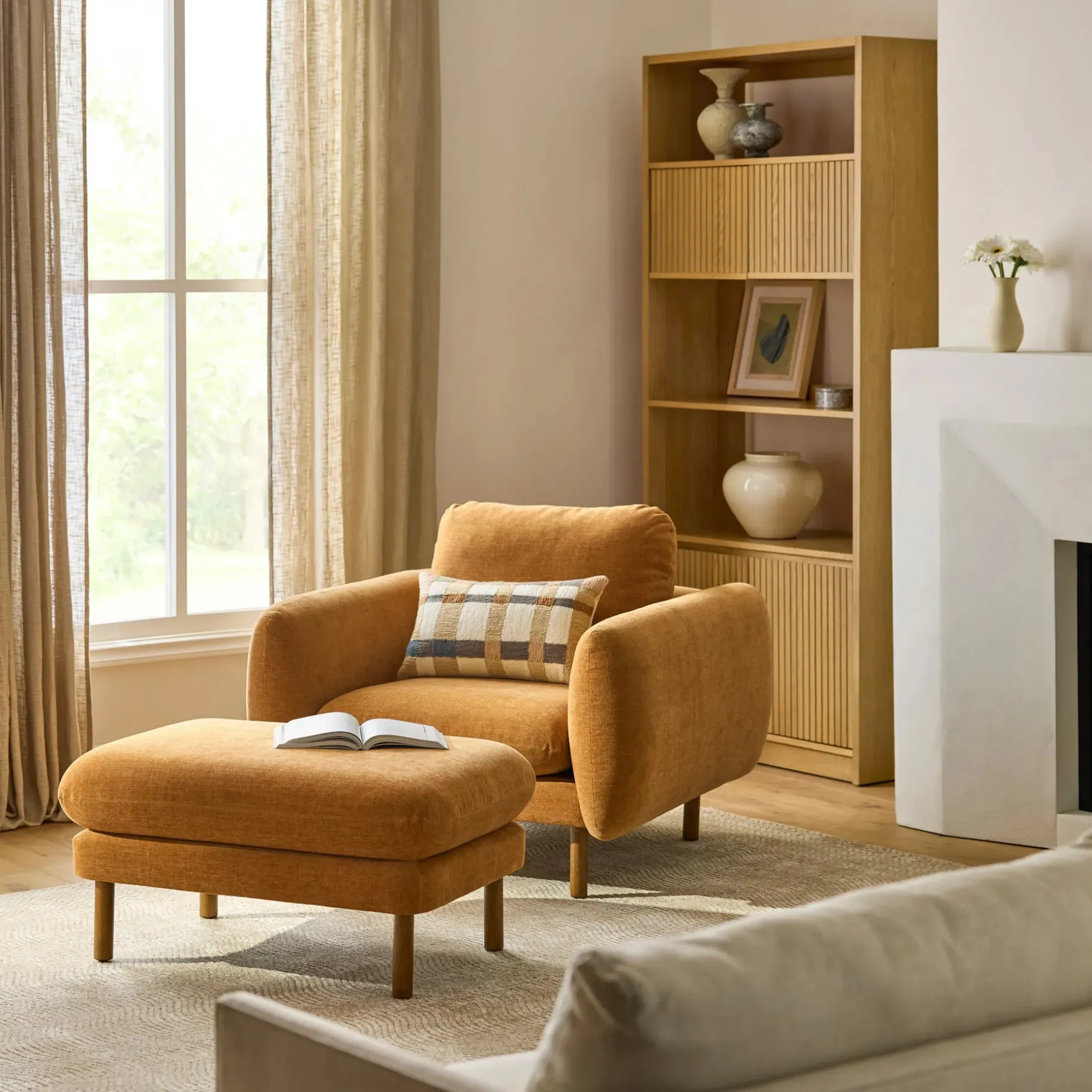 Sanders 35.5" Ottoman - Hestia Ginger