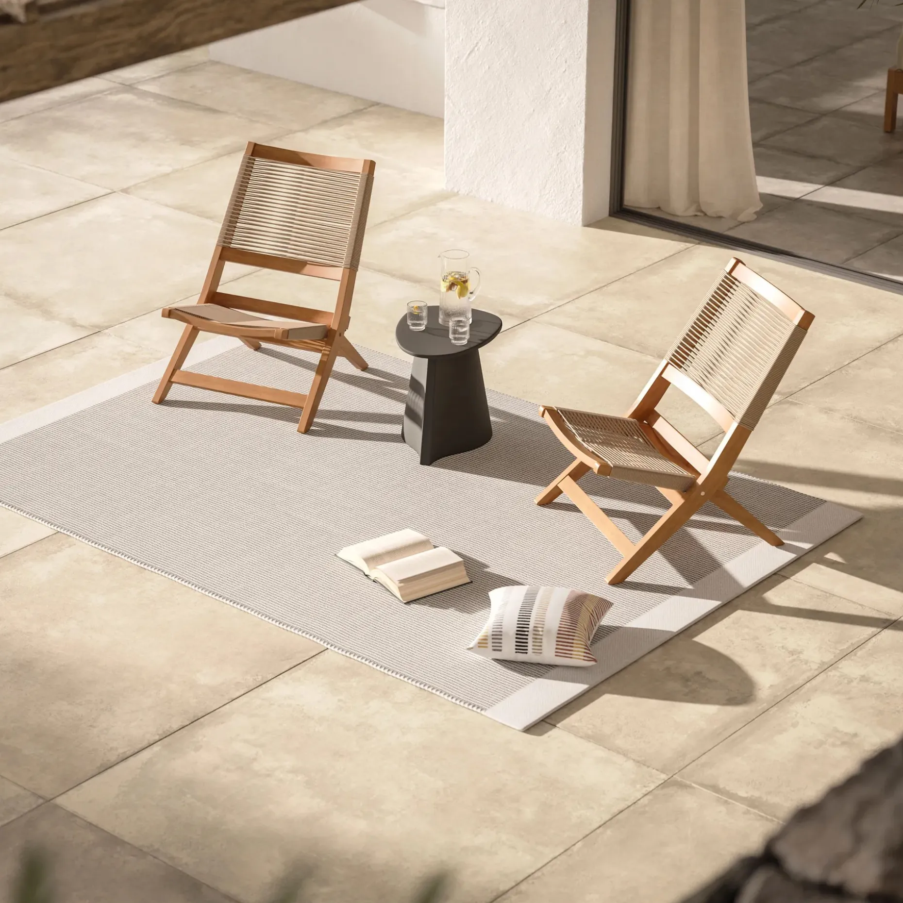 Santo 25.5" Outdoor Folding Lounge Chair - Ecru