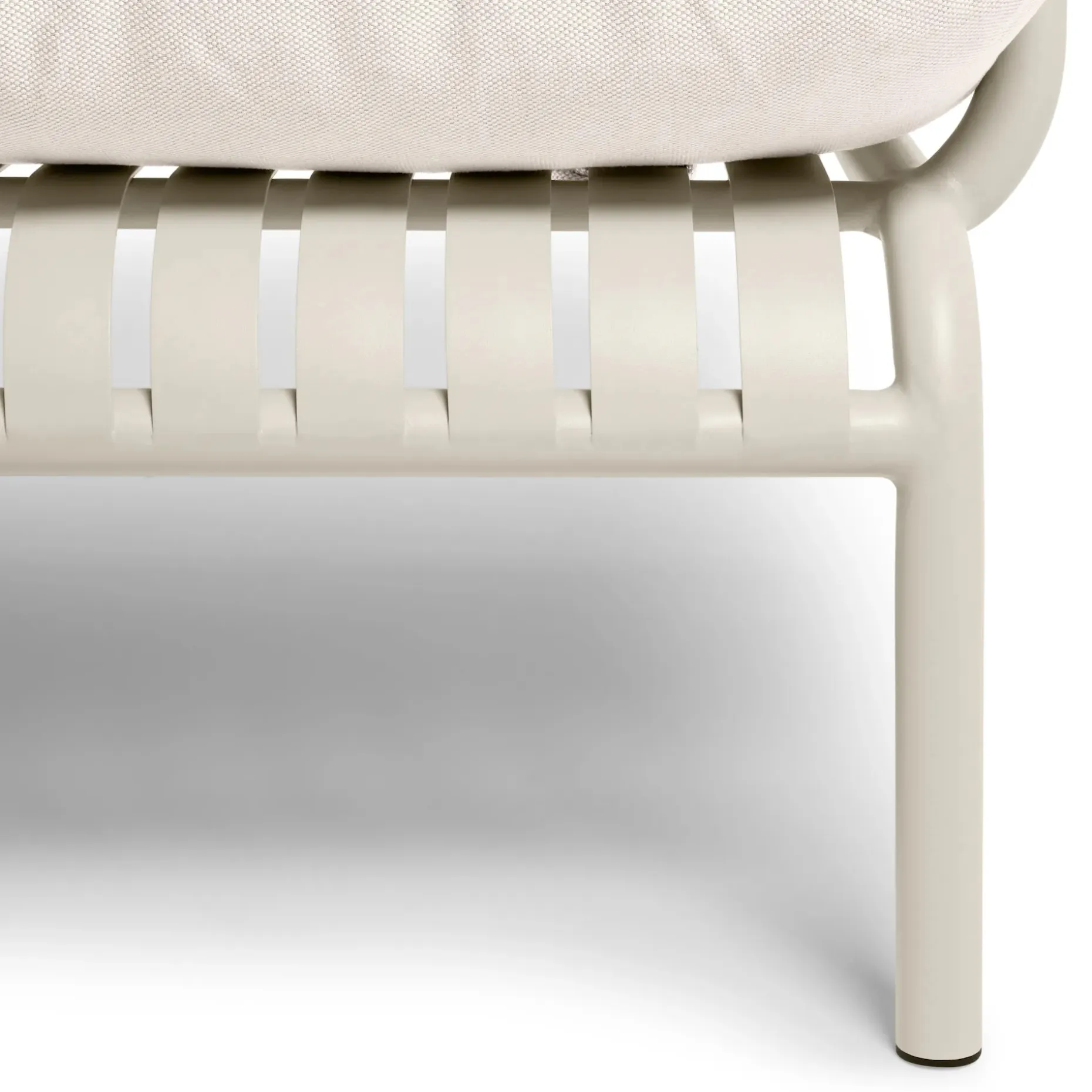 Sarek 89" Outdoor Sofa - Sunbrella® Linen