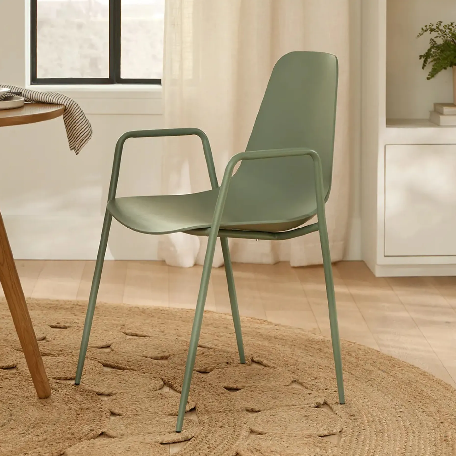 Svelti Stackable Dining Armchair - Aloe Green