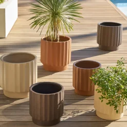 Tera Tall Indoor/Outdoor Planter - Chocolate Brown